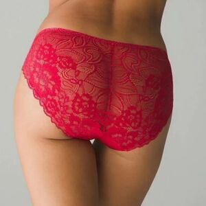 Soma Vanishing Edge Lace Back Hipster in Rapheal Red